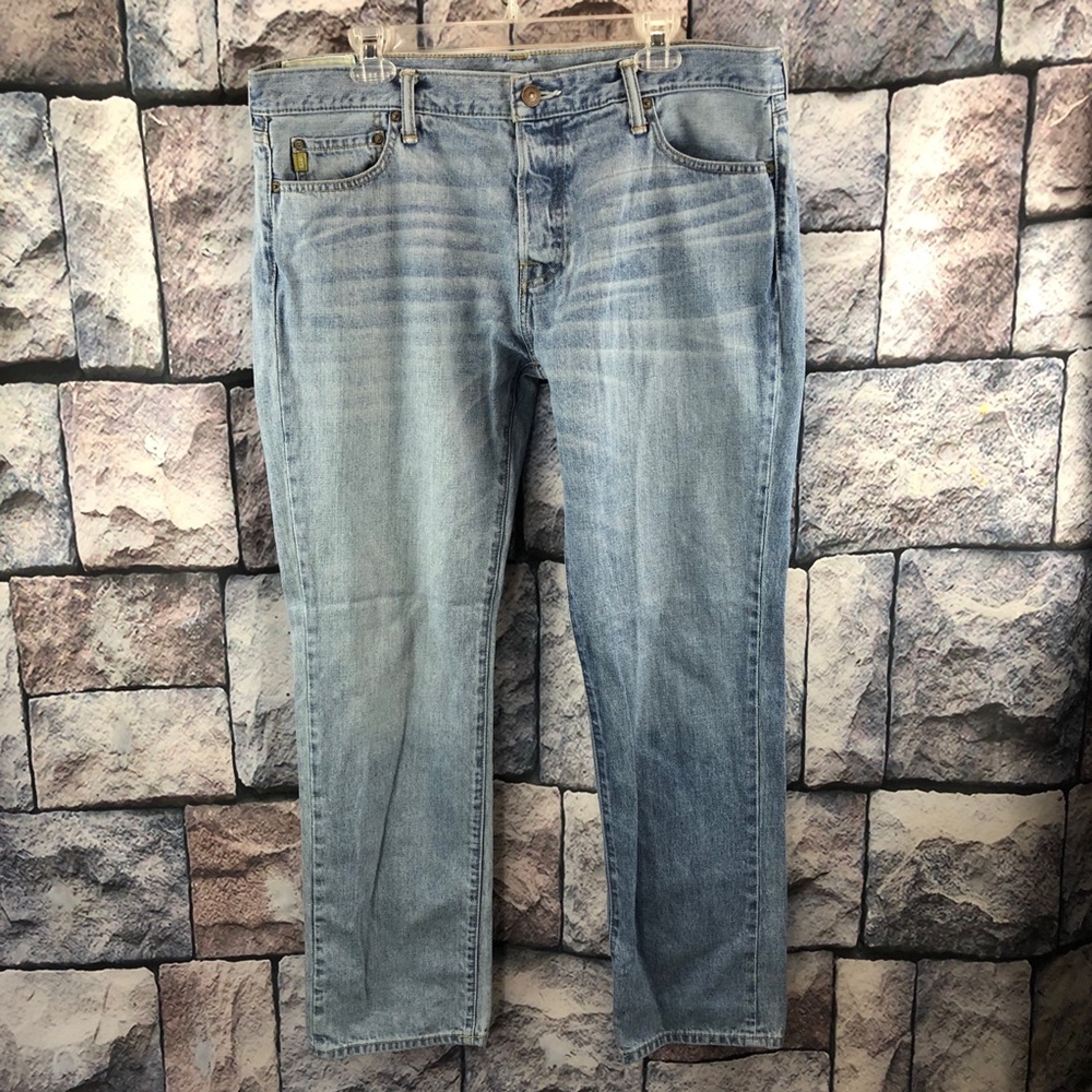 Abercrombie 38x32 Classic Straight Button Fly
